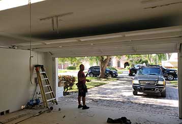 Garage Door Repairs Fast & Cheap Near Me, Maplewood