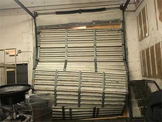 Avoid A Garage Door Accident | Garage Door Repair Maplewood, MN Avoid A Garage Door Accident | Garage Door Repair Maplewood, MN